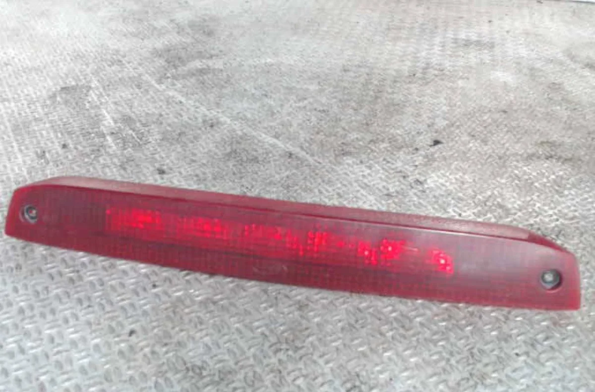 Feux stop supplementaire Ford FOCUS II (DA_, HCP, DP) 1.6 ti (2004-2012) occasion