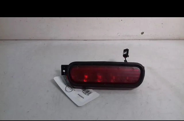 Feux stop supplementaire Kia SORENTO I (JC) 2.5 crdi (2006-2011) 5 portes occasion
