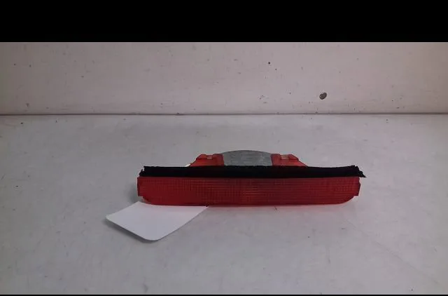 Feux stop supplementaire Nissan ALMERA TINO (V10) 2.2 dci (2000-2006) occasion
