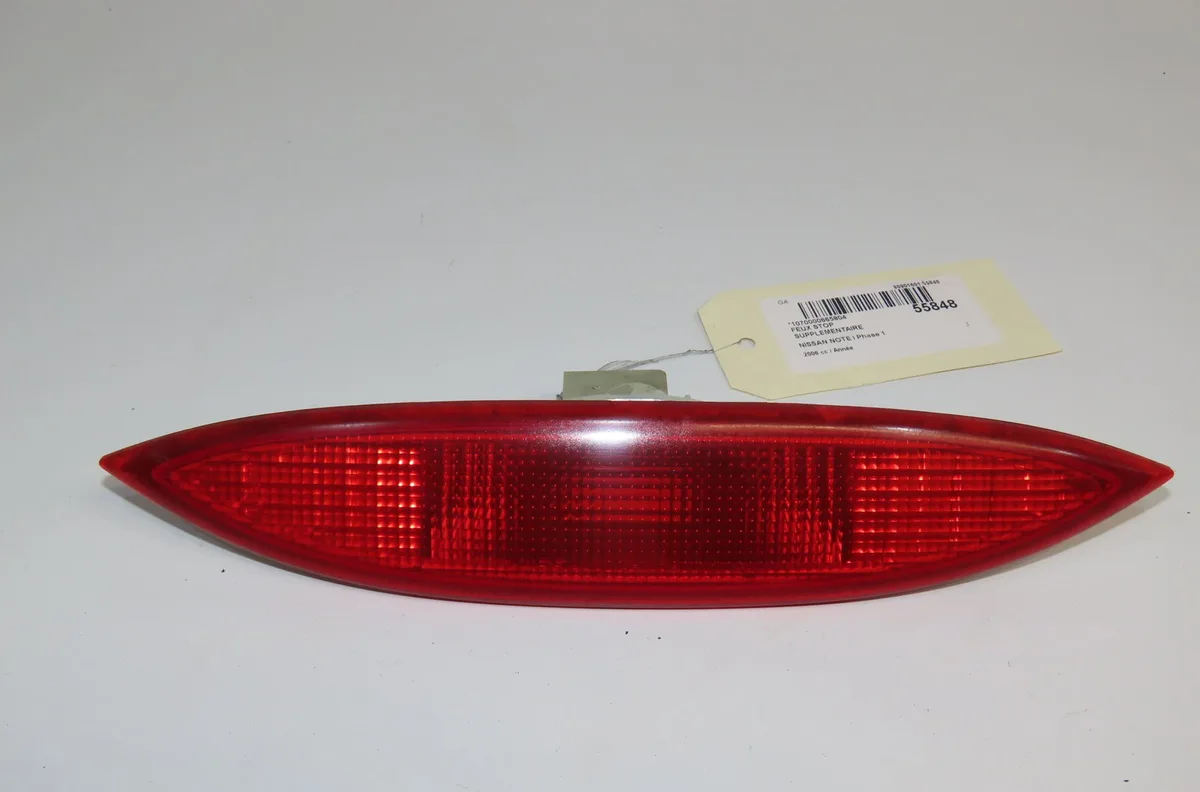 Feux stop supplementaire Nissan NOTE (E11, NE11) 1.6 (2006-2012) occasion