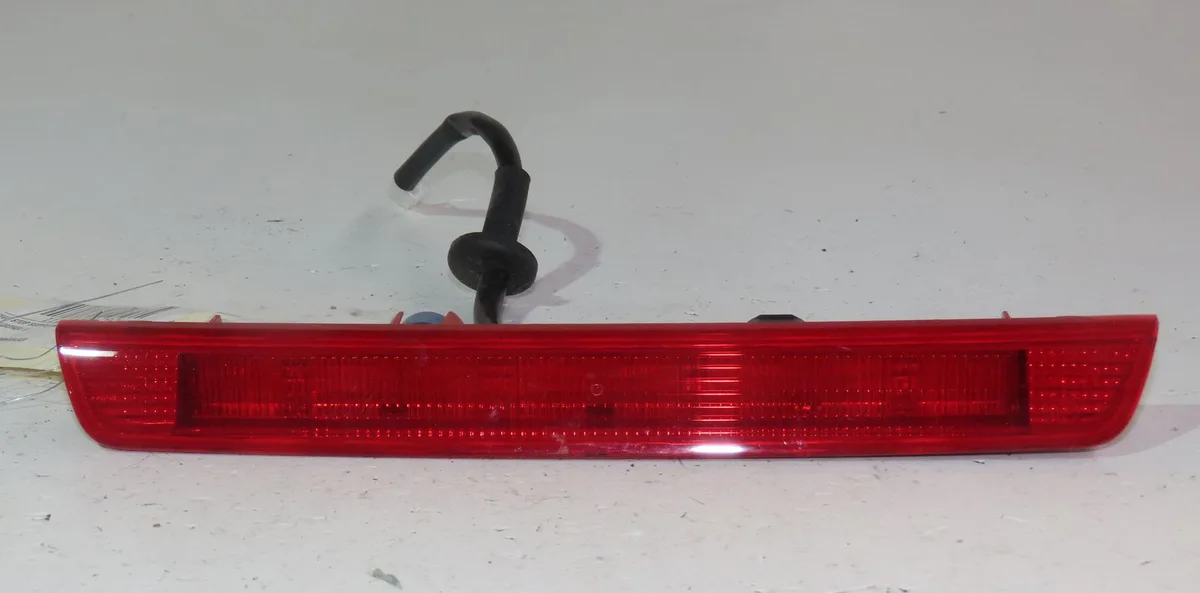 Feux stop supplementaire Nissan QASHQAI II SUV (J11, J11_) 1.3 dig-t (2018) occasion