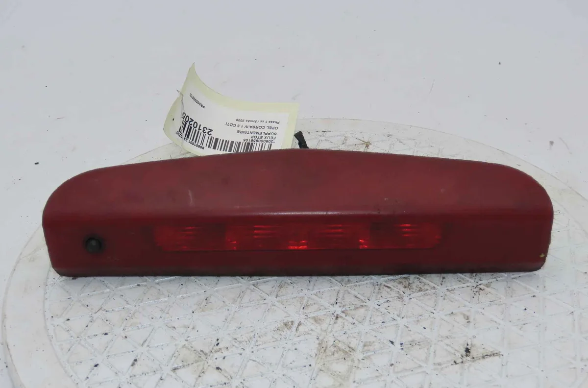Feux stop supplementaire OPEL CORSA IV occasion