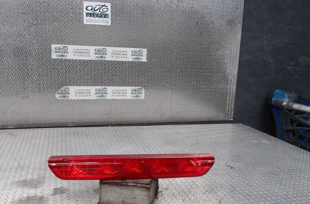 Feux stop supplementaire Peugeot 308 I (4A_, 4C_) 1.4 16v (2009-2014) 5 portes occasion