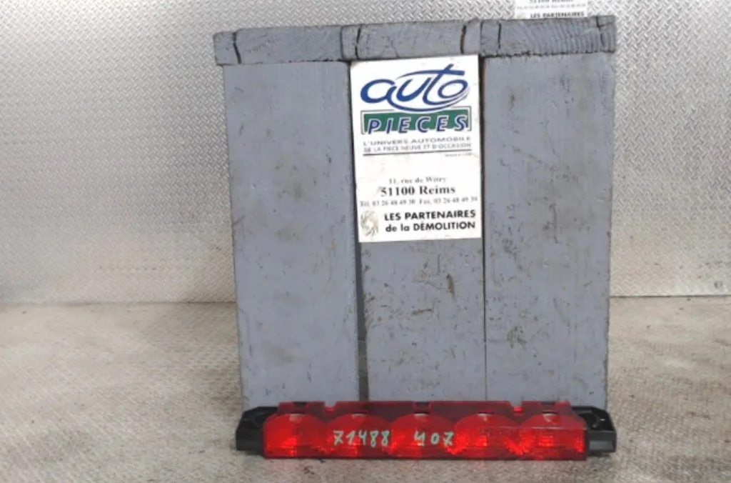 Feux stop supplementaire PEUGEOT 407 407 PHASE 1 occasion