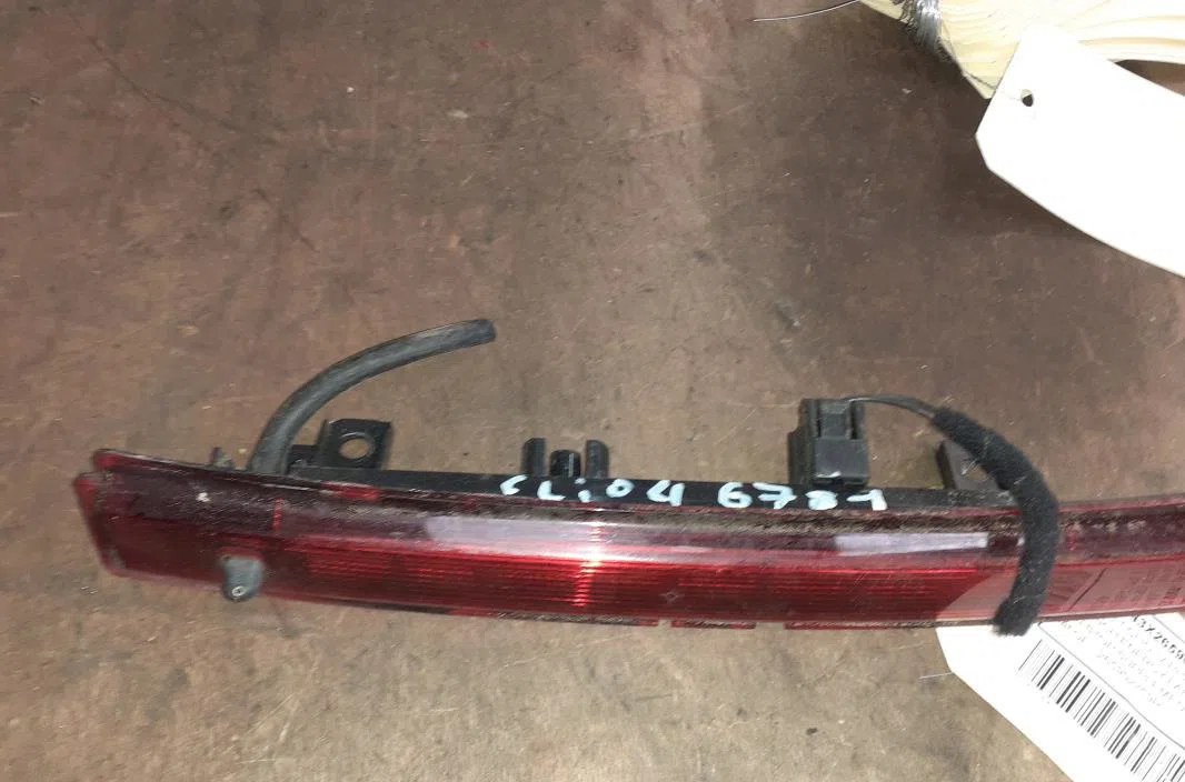 Feux stop supplementaire Renault CLIO IV (BH_) 1.5 dci 75 (2012) 5 portes occasion