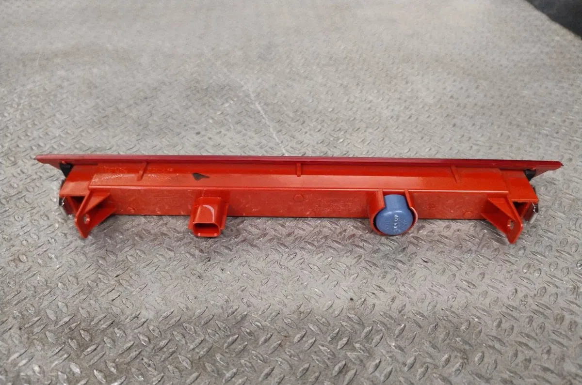Feux stop supplementaire Renault KADJAR (HA_, HL_) 1.2 tce 130 (2015) occasion