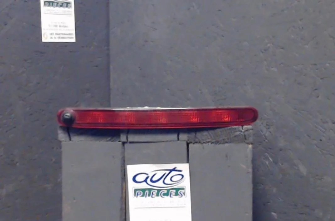 Feux stop supplementaire Suzuki SWIFT III (MZ, EZ) 1.3 ddis (rs 413d) (2005) occasion