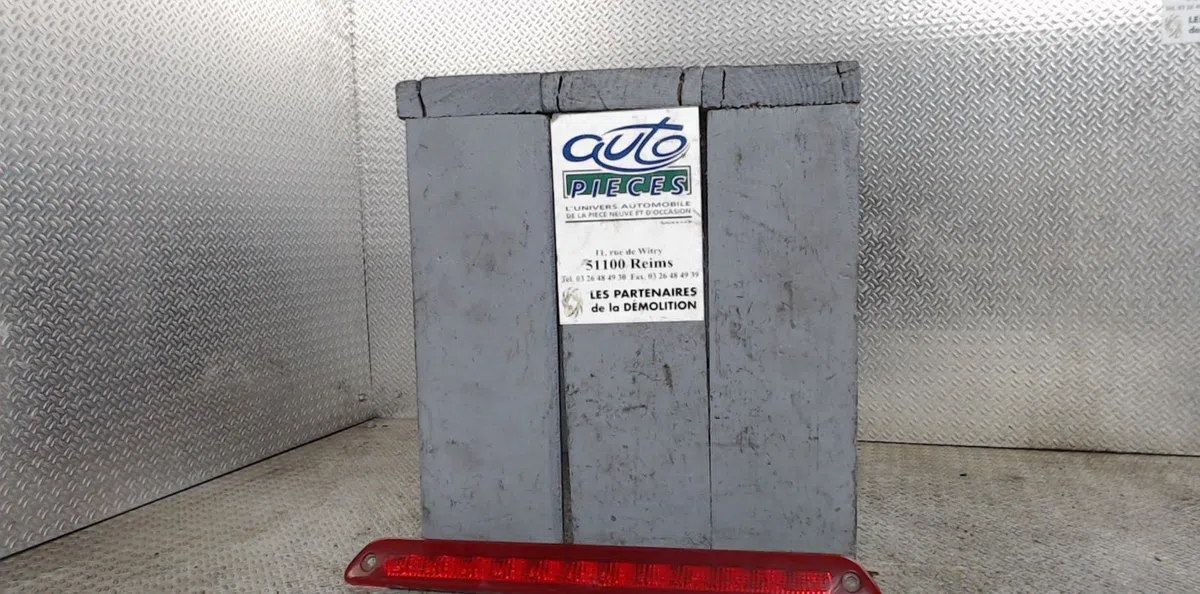 Feux stop supplementaire VOLKSWAGEN CRAFTER 1  CRAFTER 1 PHASE 2 occasion