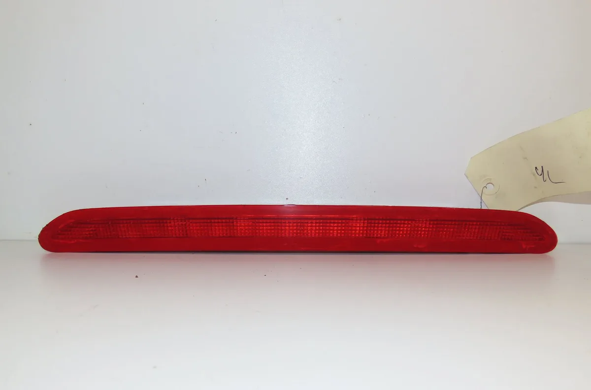 Feux stop supplementaire Volkswagen GOLF VI Variant (AJ5) 1.4 tsi (2009-2013) occasion