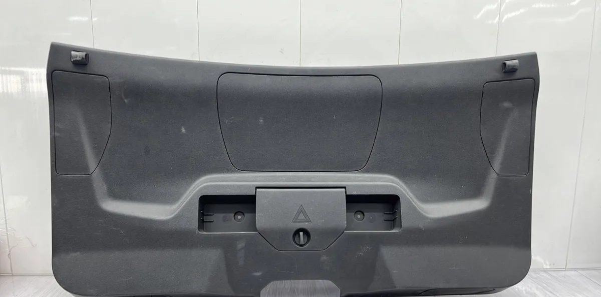 Garniture de hayon PEUGEOT 3008 2 PHASE 1 occasion