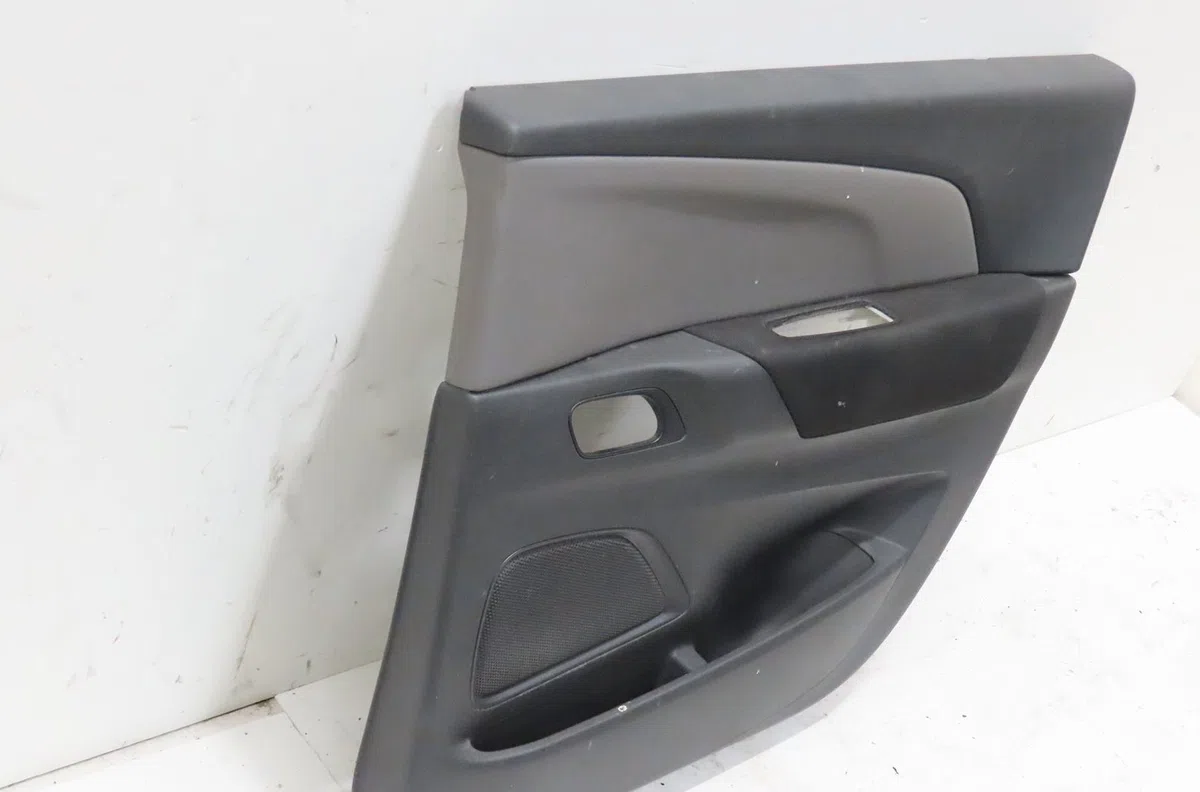 Garniture porte ard Citroen C4 GRAND PICASSO II (DA_, DE_) 1.6 hdi - bluehdi 115 (2013) occasion