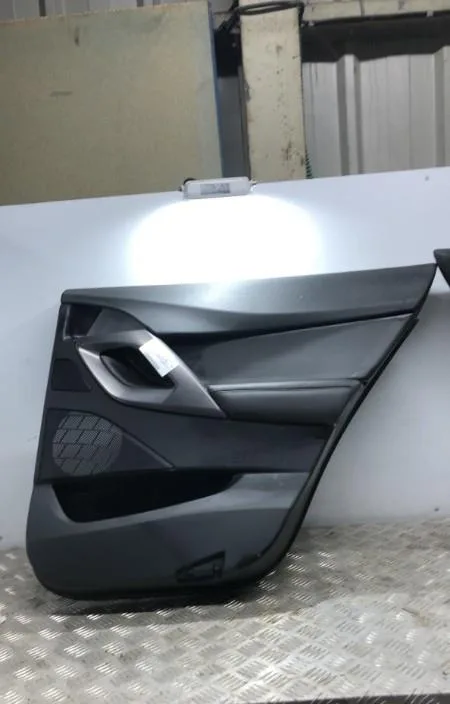 Garniture porte ard CITROEN DS5 PHASE 1 occasion