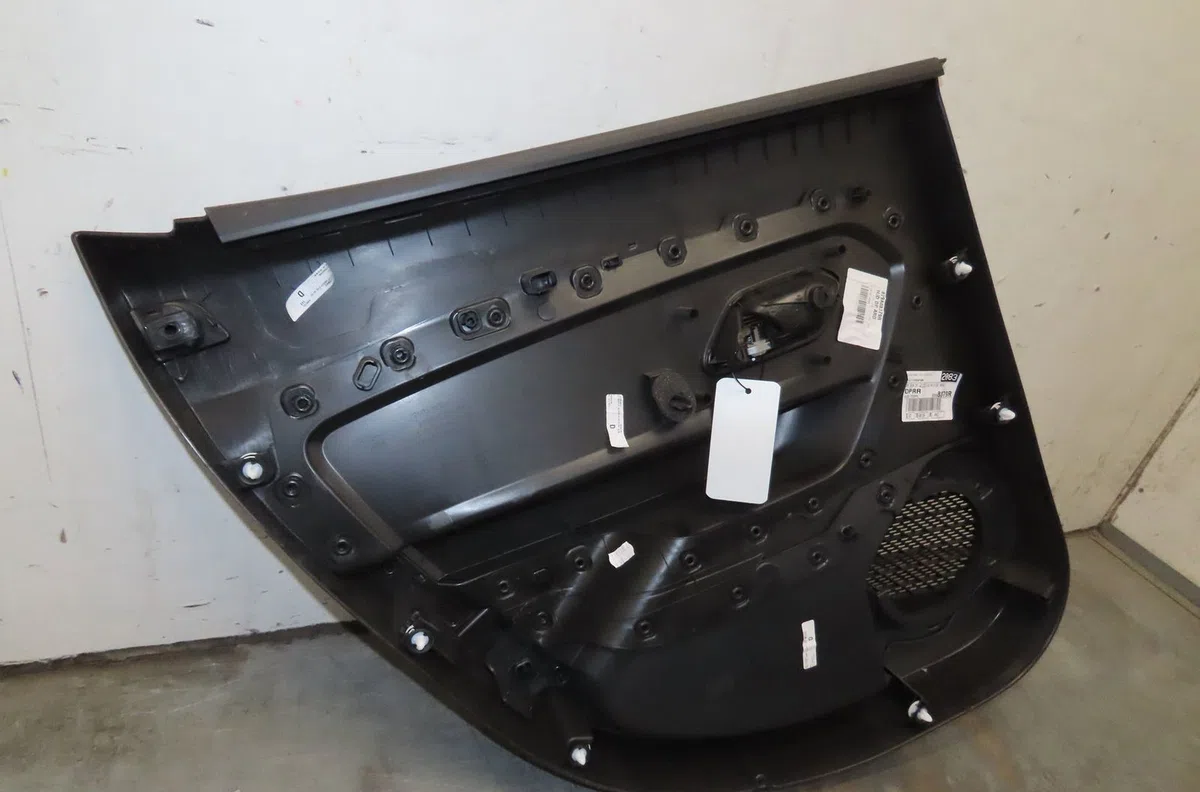 Garniture porte ard Dacia DUSTER (HM_) 1.3 tce 130 (hmmf) (2019) occasion