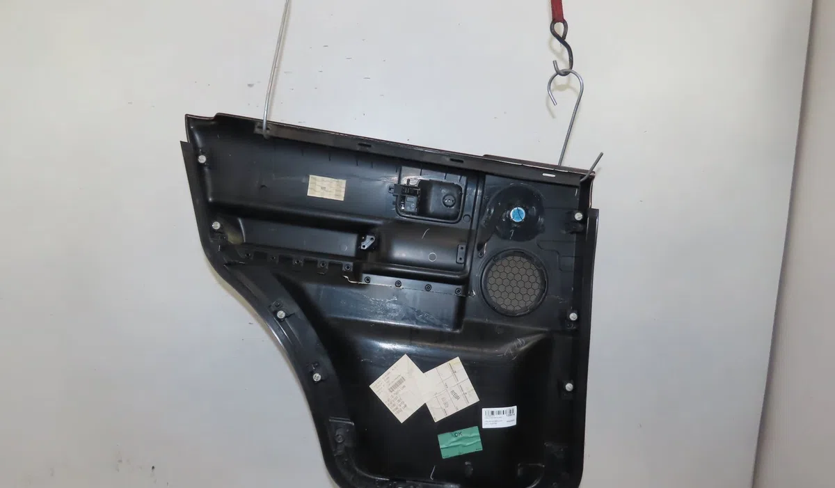 Garniture porte ard Land rover DISCOVERY III (L319) 2.7 td 4x4 (2004-2009) occasion