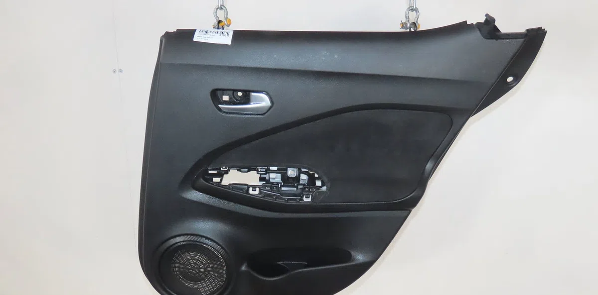 Garniture porte ard Nissan JUKE (F16_) Dig-t 117 (2019) occasion