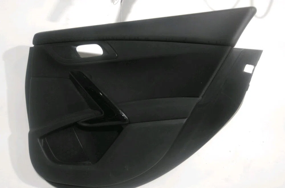 Garniture porte ard Peugeot 508 SW I (8E_) 2.0 bluehdi 150 (2014-2018) occasion