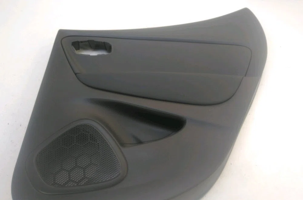 Garniture porte ard Renault CAPTUR I (J5_, H5_) 0.9 tce 90 (2013) 5 portes occasion