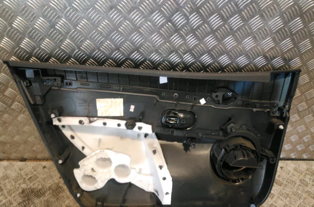 Garniture porte ard Renault CLIO III (BR0-1, CR0-1) 1.5 dci (br17, cr17) (2005-2012) 5 portes occasion