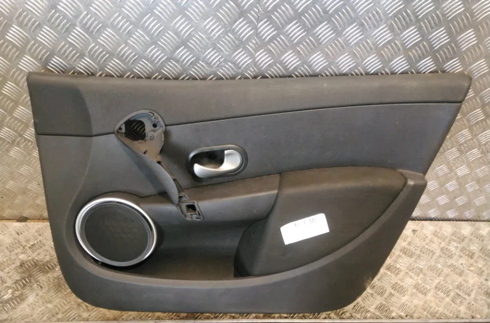 Garniture porte ard Renault CLIO III (BR0-1, CR0-1) 1.5 dci (br17, cr17) (2005-2012) 5 portes occasion