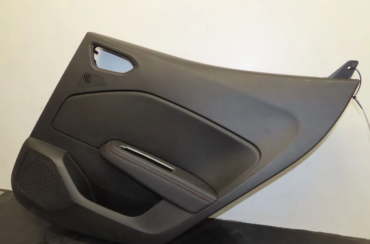 Garniture porte ard Renault CLIO V (B7_) 1.0 tce 100 (b7mt) (2019) occasion