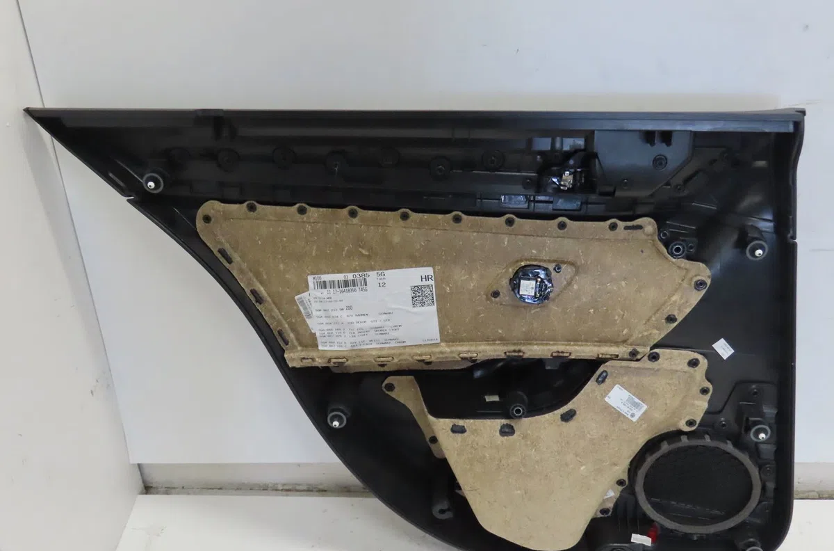Garniture porte ard Volkswagen GOLF VII (5G1, BQ1, BE1, BE2) 1.4 gte hybrid (2014-2020) occasion