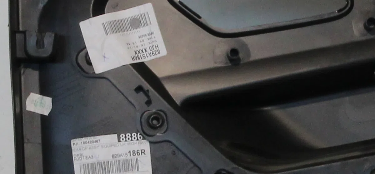 Garniture porte arg Dacia DUSTER (HM_) 1.5 dci 110 (hmab) (2017) occasion