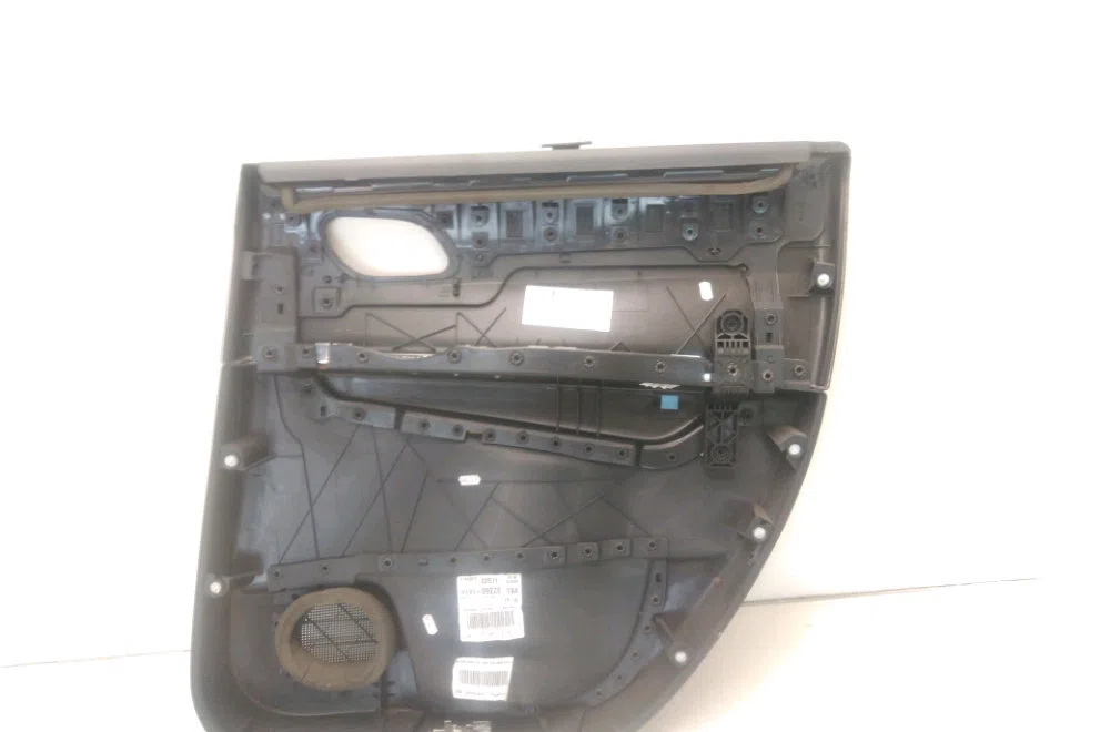Garniture porte arg Peugeot 3008 Monospace (0U_) 1.6 hdi (2009-2016) 5 portes occasion