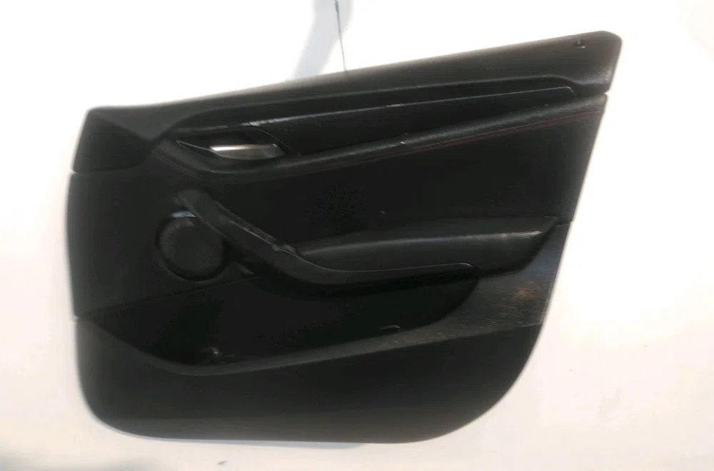 Garniture porte avd Bmw X1 (E84) Sdrive 16 d (2012-2015) occasion