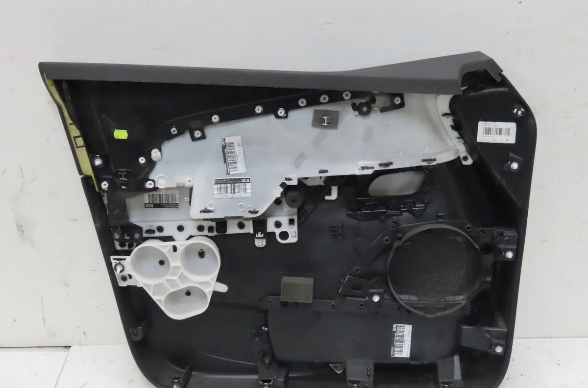 Garniture porte avd Citroen C4 GRAND PICASSO II (DA_, DE_) 1.6 hdi - bluehdi 115 (2013) occasion