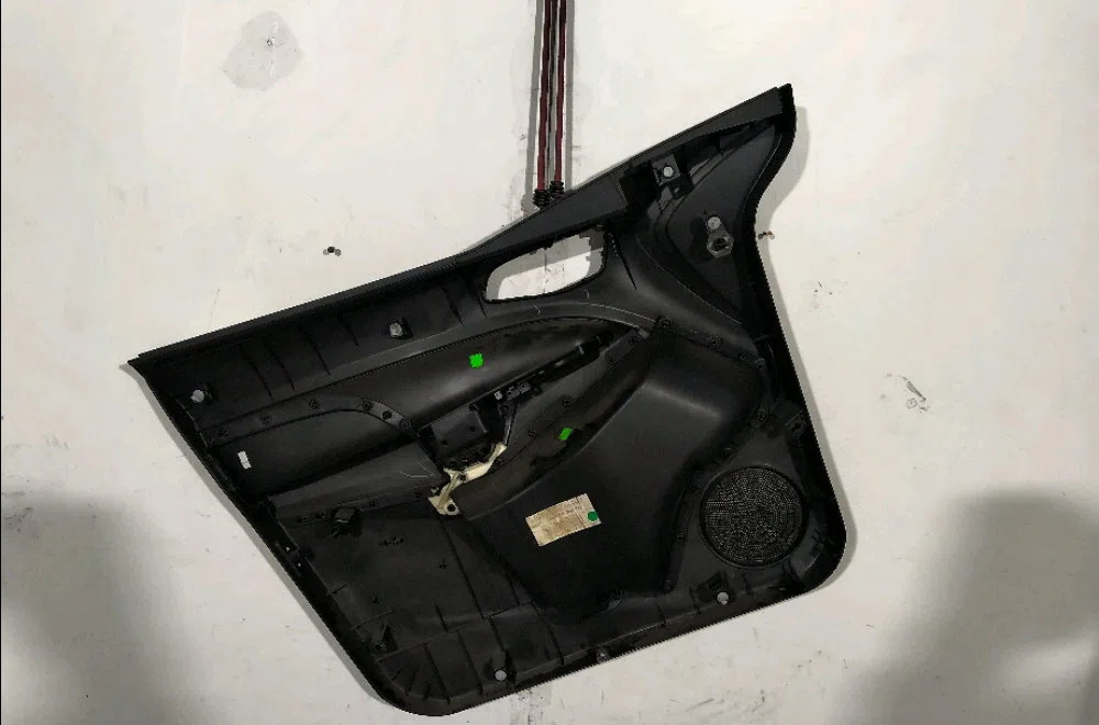 Garniture porte avd Ford TRANSIT CONNECT V408 Camionnette-Monospace 1.6 tdci (2013) occasion