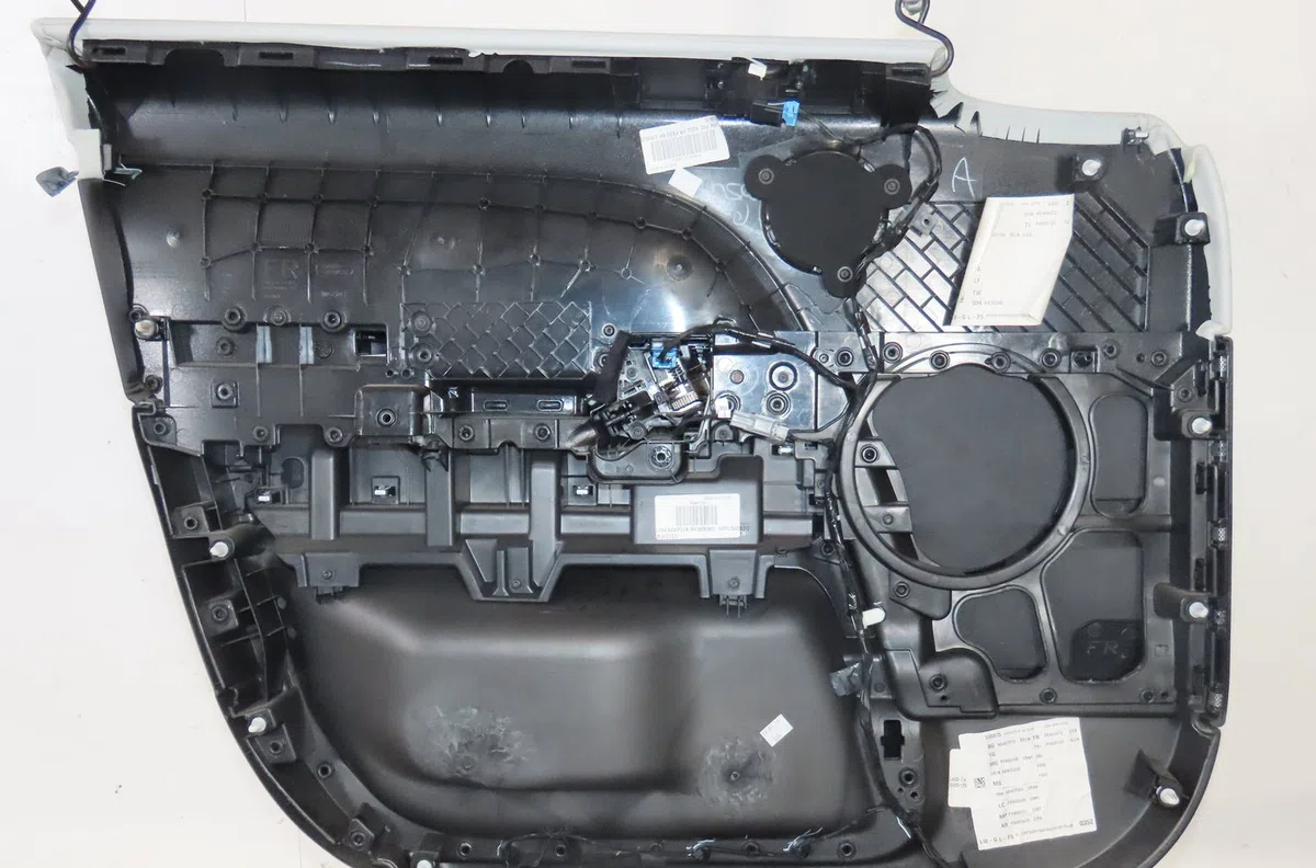 Garniture porte avd Land rover RANGE ROVER SPORT II (L494) 3.0 tdv6 4x4 (2013) occasion