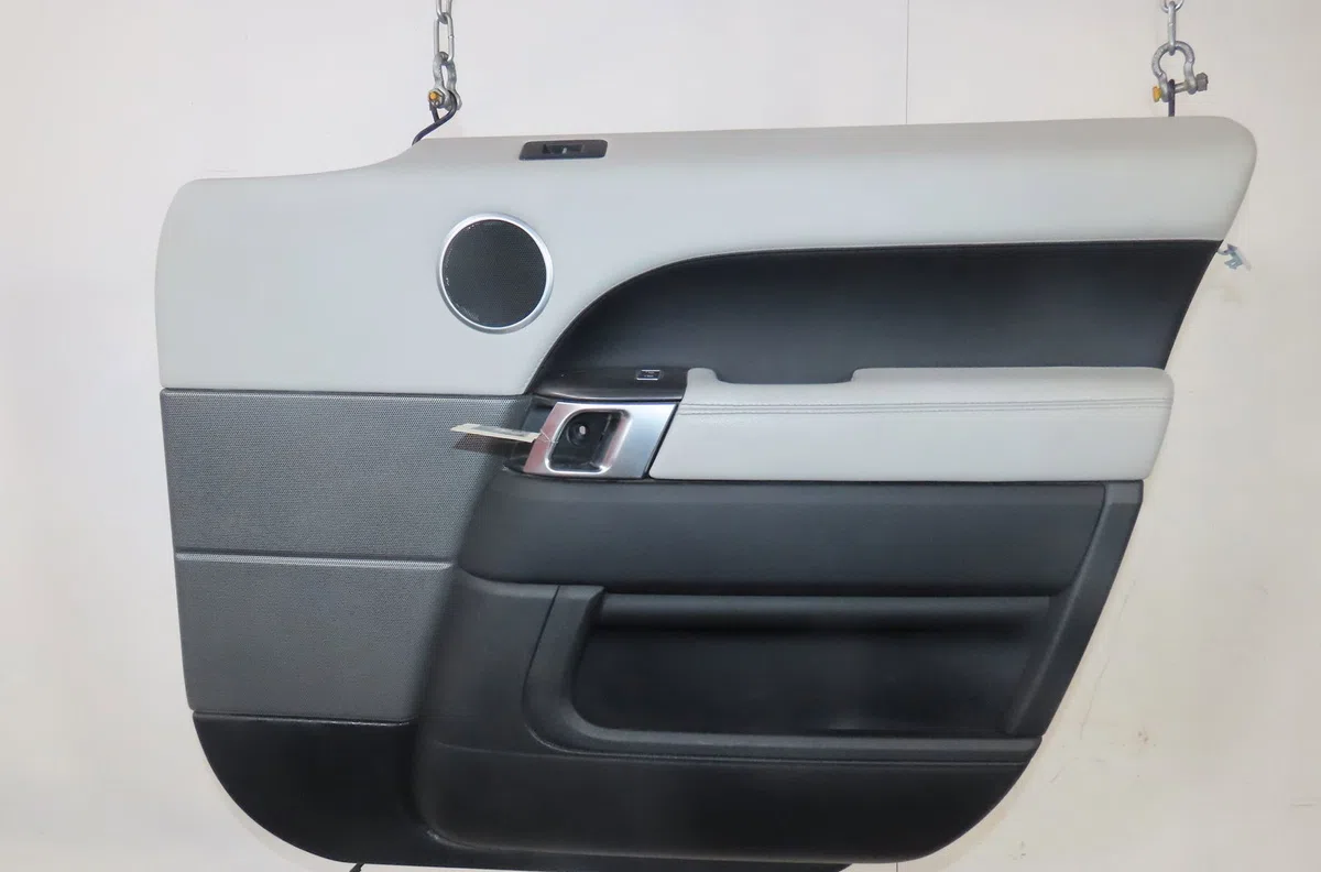 Garniture porte avd Land rover RANGE ROVER SPORT II (L494) 3.0 tdv6 4x4 (2013) occasion