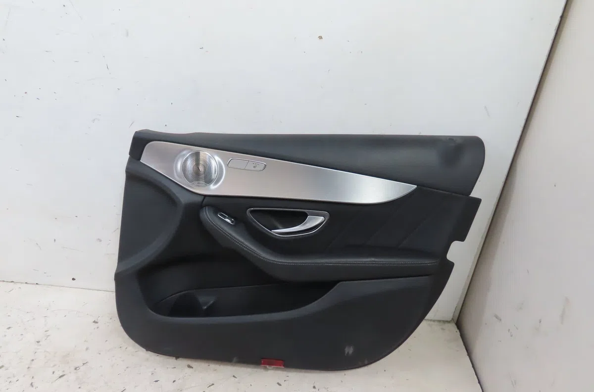 Garniture porte avd Mercedes-benz CLASSE C (W205) C 200 d (205.007) (2015-2018) occasion