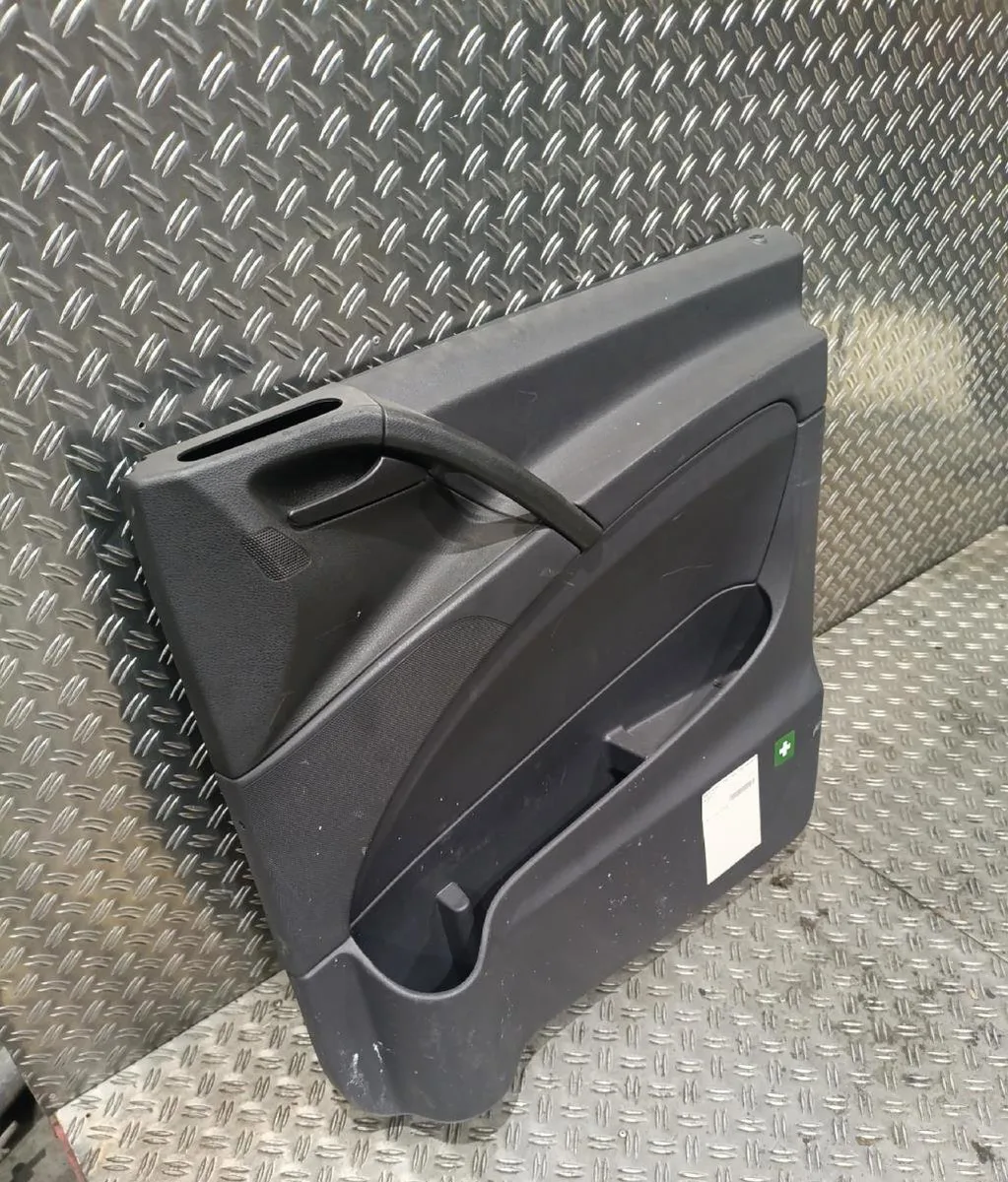 Garniture porte avd Mercedes-benz VITO - MIXTO Camionnette (W639) 113 cdi (639.601, 639.603, 639.605) (2010) occasion