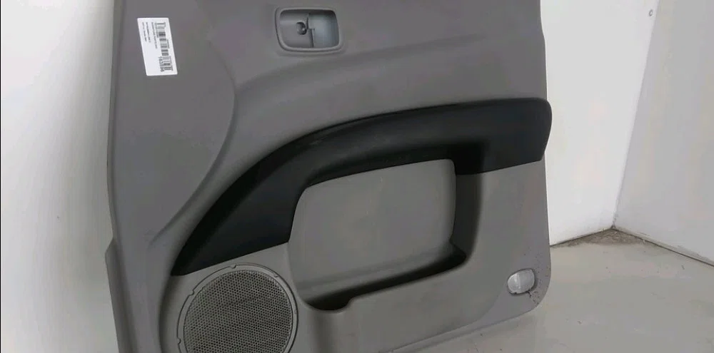Garniture porte avd Mitsubishi L200 - TRITON (KA_T, KB_T) 2.5 di-d 4wd (kb4t) (2005-2015) 4 portes occasion