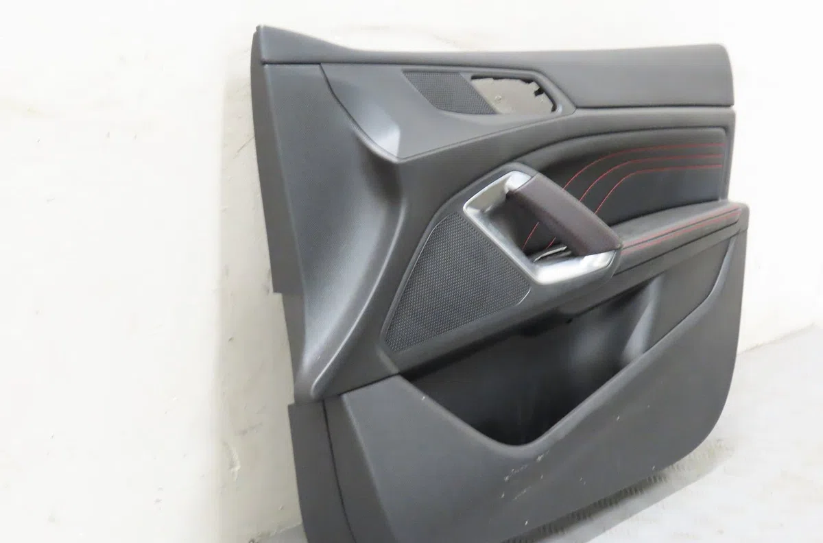 Garniture porte avd Peugeot 308 II (LB_, LP_, LW_, LH_, L3_) 2.0 gt bluehdi 180 (2014-2021) occasion