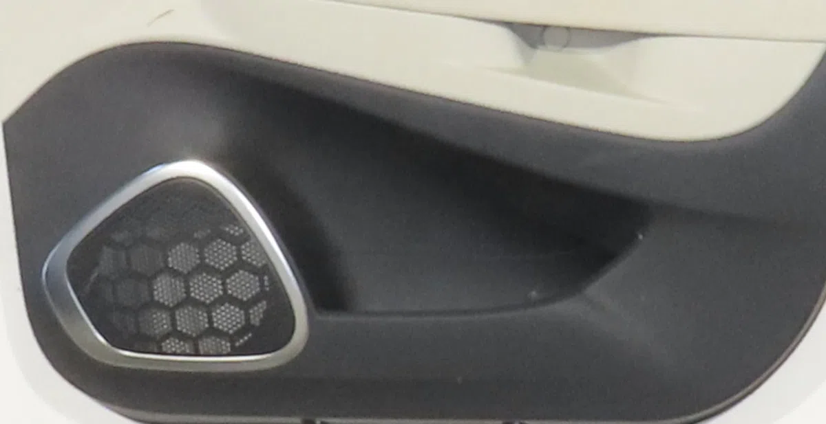 Garniture porte avd Renault CAPTUR I (J5_, H5_) 1.2 tce 120 (2013) occasion