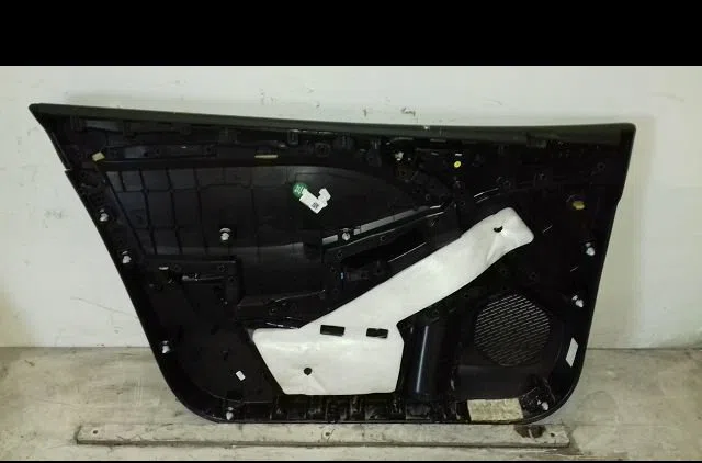 Garniture porte avd Renault CLIO V (B7_) 1.3 tce 130 (b7mf) (2019) occasion