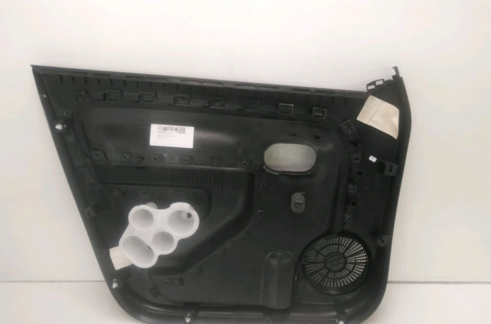 Garniture porte avd Renault TWINGO III (BCM_, BCA_) 1.0 sce 70 (2014) 5 portes occasion