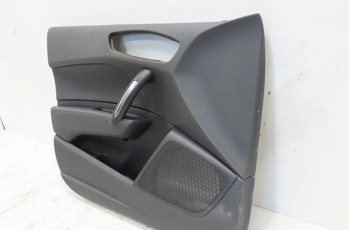 Garniture porte avg Audi A1 Sportback (8XA, 8XF) 1.4 tfsi (2011-2015) occasion
