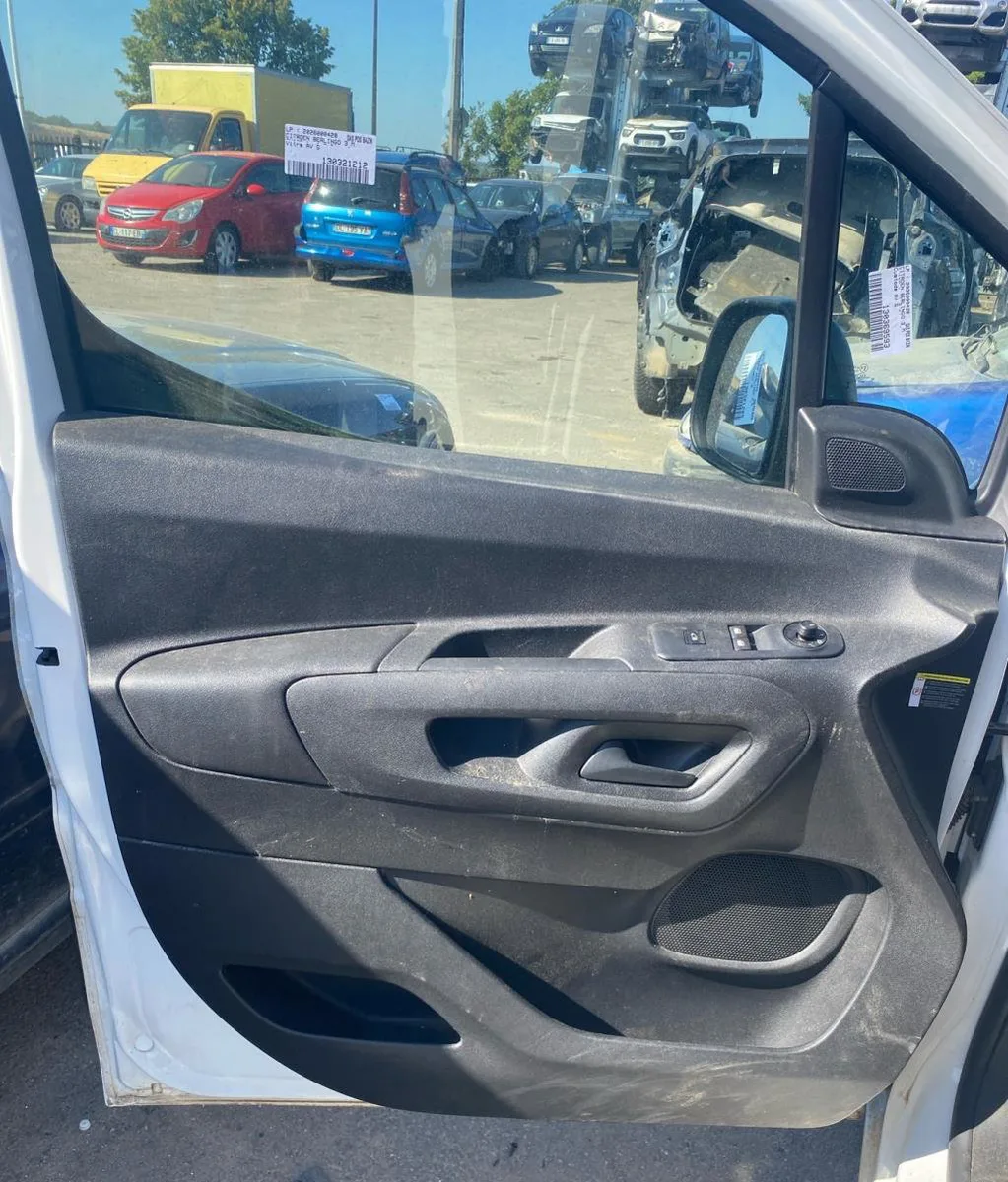 Garniture porte avg CITROEN BERLINGO 3 M PHASE 1 occasion