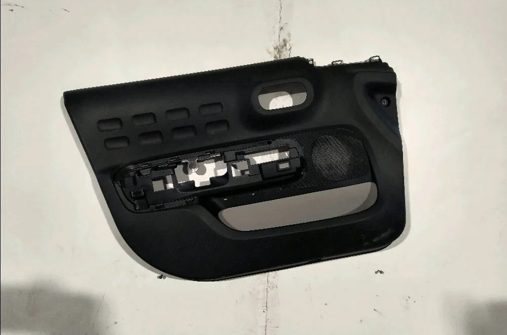 Garniture porte avg Citroen C3 III (SX) 1.5 bluehdi 100 (sxyhyp, sxyhtu) (2018) occasion