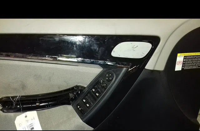 Garniture porte avg Citroën C4 GRAND PICASSO I (UA_) 2.0 hdi 150 (2009-2013) occasion