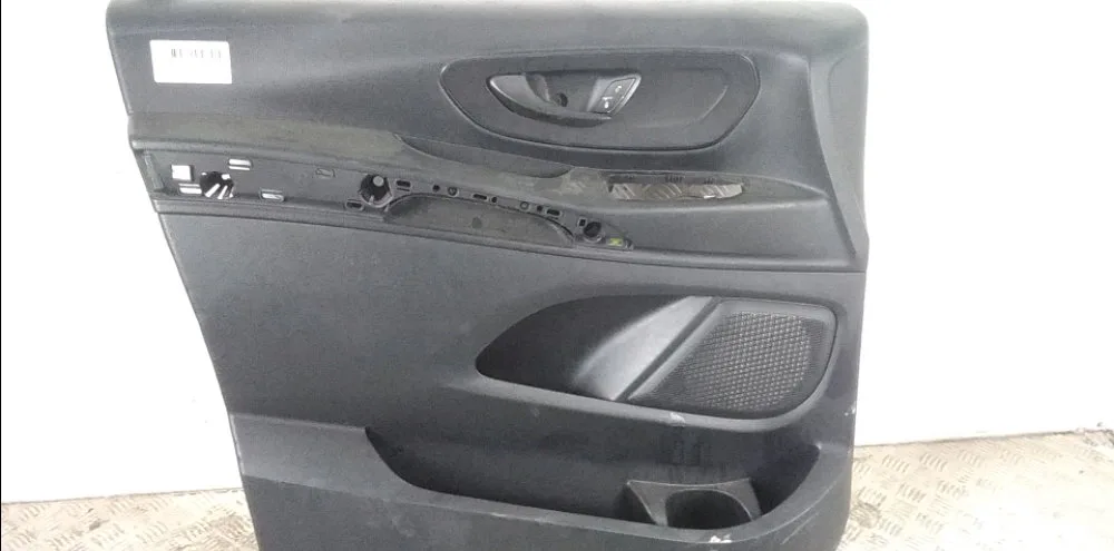 Garniture porte avg Mercedes-benz VITO Camionnette (W447) 116 cdi (447.601, 447.603, 447.605) (2014) occasion