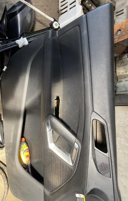 Garniture porte avg PEUGEOT 308 2 SW PHASE 1 BREAK occasion