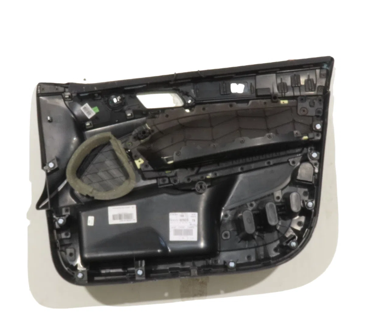 Garniture porte avg Peugeot 308 II (LB_, LP_, LW_, LH_, L3_) 1.6 bluehdi 120 (2013-2021) occasion