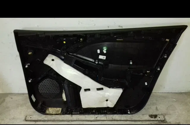 Garniture porte avg Renault CLIO V (B7_) 1.3 tce 130 (b7mf) (2019) occasion