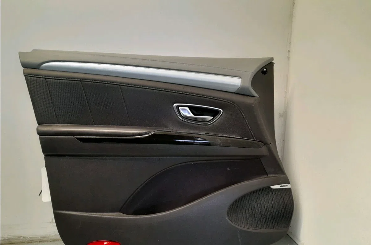 Garniture porte avg Renault ESPACE V (JR_) 1.6 dci 160 (2015) occasion