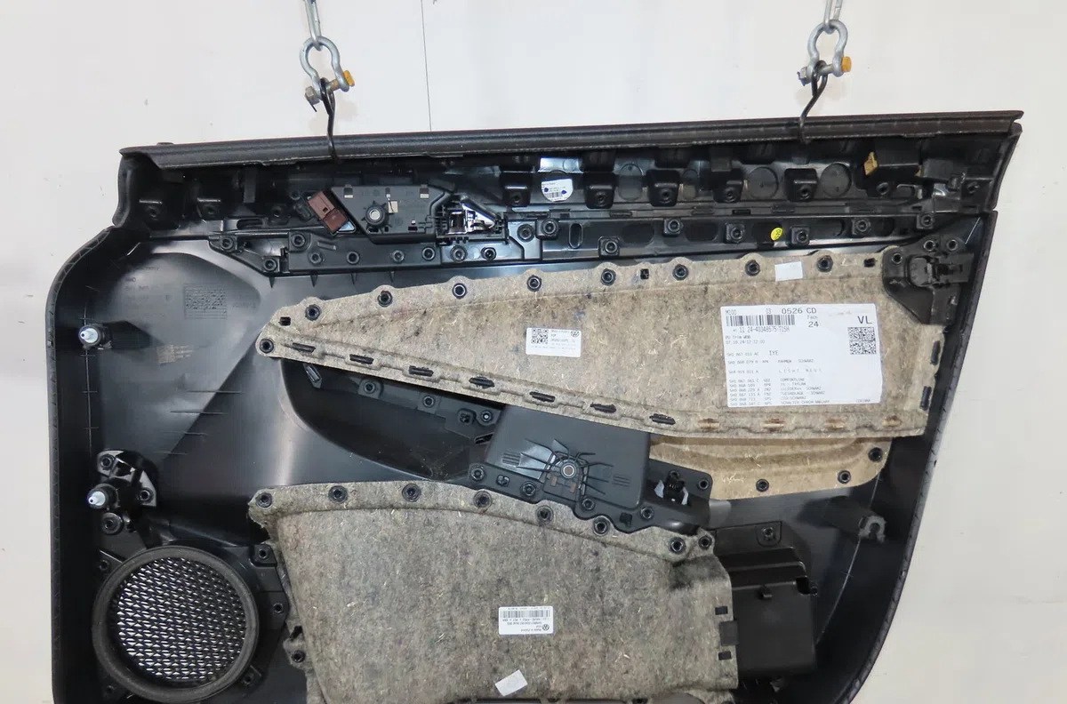 Garniture porte avg Volkswagen GOLF VIII (CD1) 1.5 etsi (2019) occasion