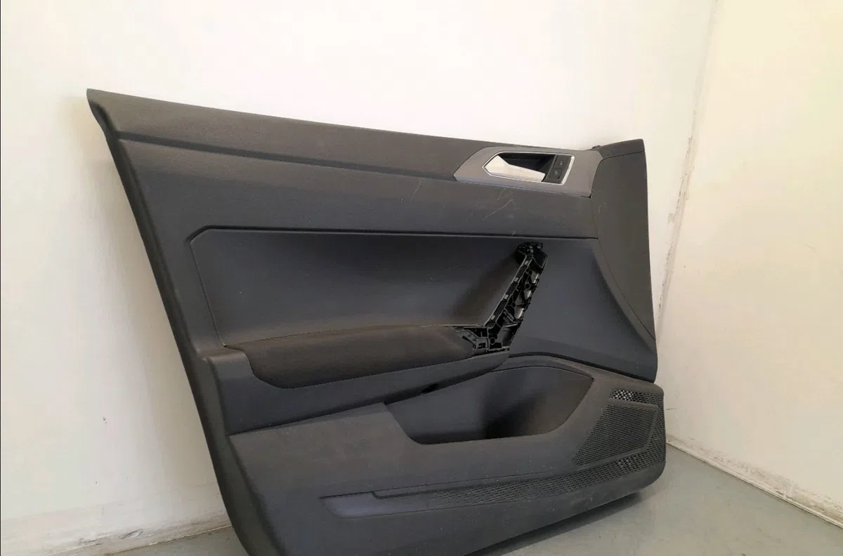 Garniture porte avg Volkswagen POLO VI (AW1, BZ1, AE1) 1.0 tsi (2017) occasion